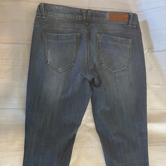 Jolt Denim Jeans Distressed Skinny Size 3 Juniors Embroidered Pockets Medium - Picture 4 of 7